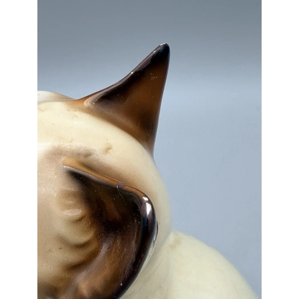 Vintage Siamese Cat Figurine Japan Blue Eyes Ceramic Mid Century 10